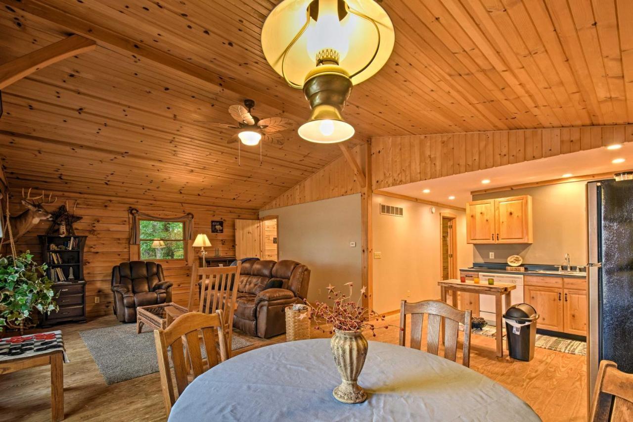 Cozy Amish Country Cabin On Shipshewana Lake! 外观 照片